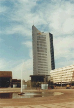 Uni Hochhaus